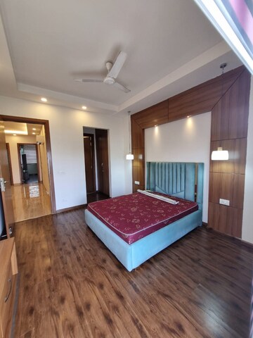 Bedroom in 3 BHK Builder Floor at Ansal Florence Villa, Sector 57 – for Rent