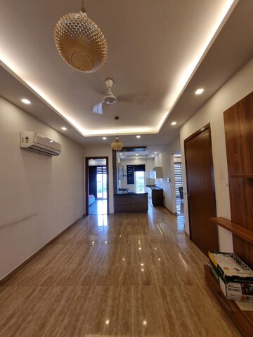 Parking in 3 BHK Builder Floor at Ansal Florence Villa, Sector 57 – for Rent