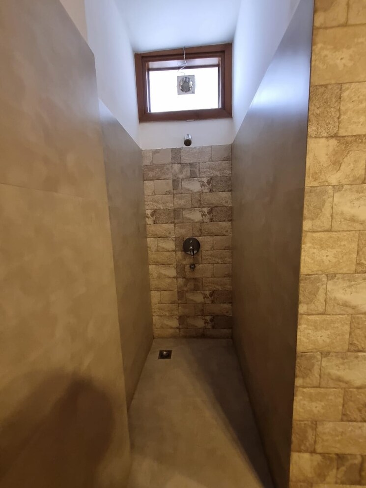 Bathroom, ansal-florence-villa 3 Bedroom 2409 Sq.Ft. Builder Floor In Sector 57 Gurgaon 9286523