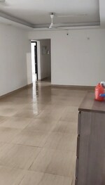 4 BHK 1500 Sq.Ft. Apartment in Andheri CHS