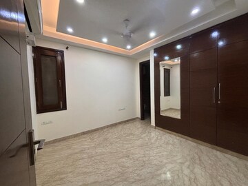 Room in 3 BHK Builder Floor at East Of Kailash – for Rent