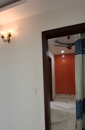 Room in 4 BHK Independent House at Sector 7 – for Rent