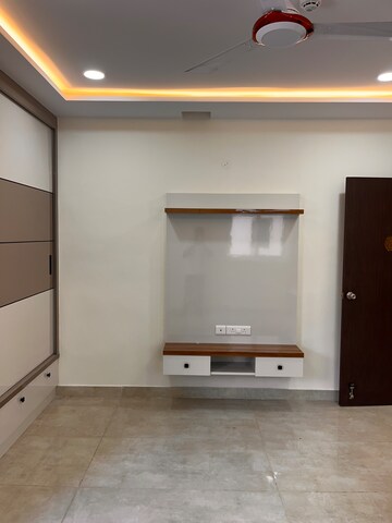 Bedroom in 3 BHK Apartment at Candeur 40, Miyapur – for Rent