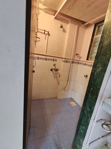 Furnished Amenities in 1 RK Apartment at Bhoomi Park, Malad West – for Rent