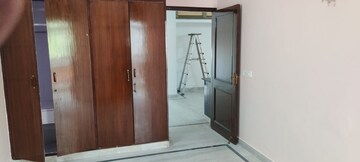 Room in 2 BHK Builder Floor at Lajpat Nagar Iii – for Rent