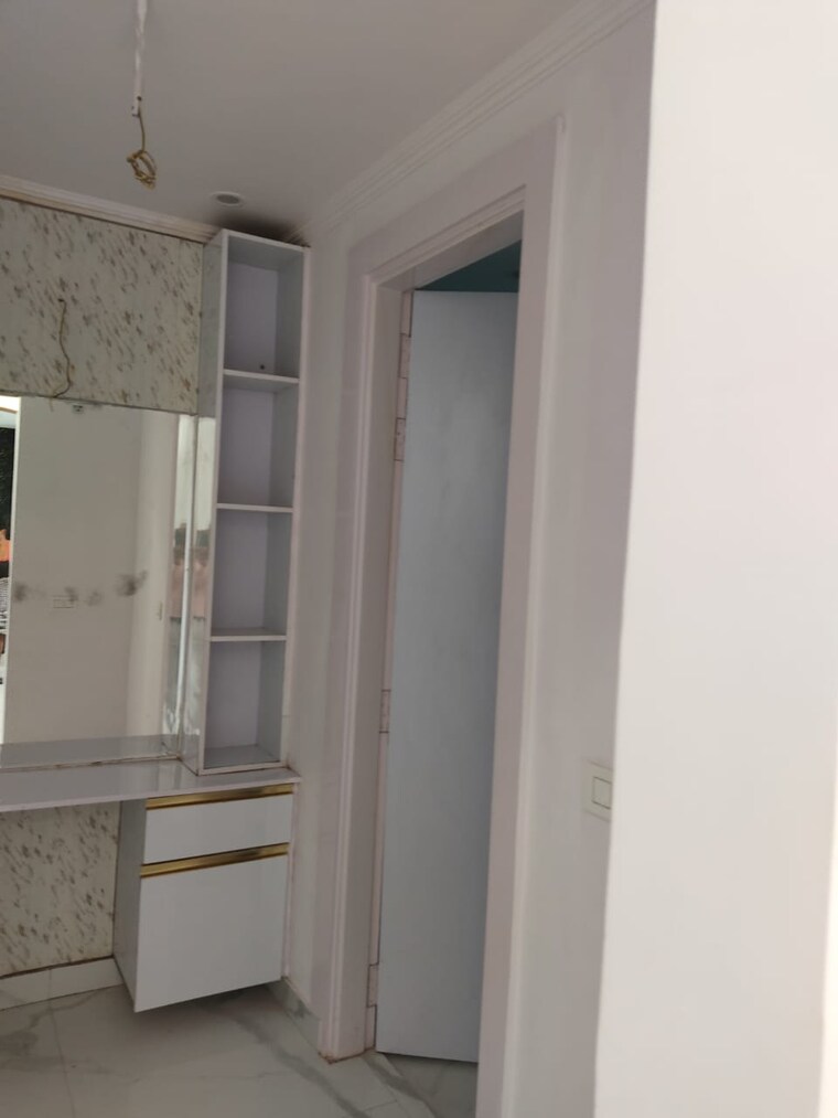 undefined, parklands 4 Bedroom 500 Sq.Yd. Builder Floor In Sector 85 Faridabad 9286570