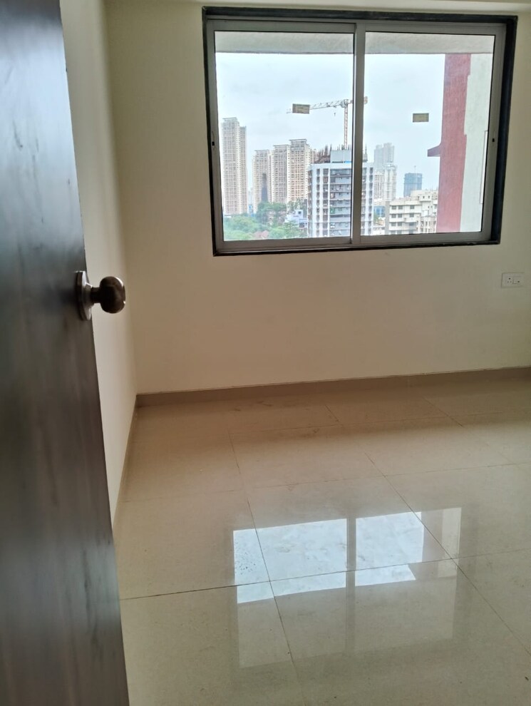 Room, lower parel west 2 Bedroom 800 Sq.Ft. Apartment In Lower Parel West Mumbai 9286585