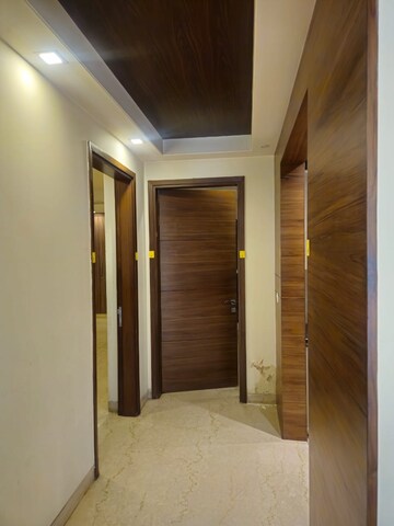 Room in 3 BHK Builder Floor at Greater Kailash – for Sale