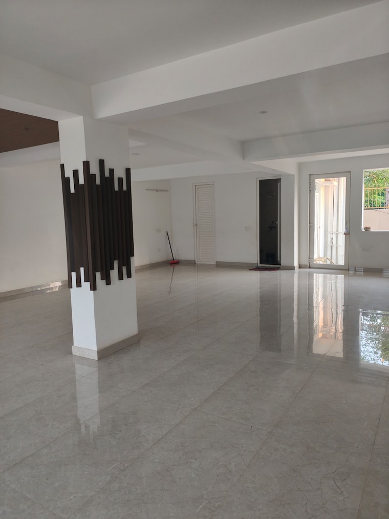 Hall, unitech-the-residences 6+ Bedroom 12000 Sq.Ft. Independent House In Sector 117 Noida 9286601