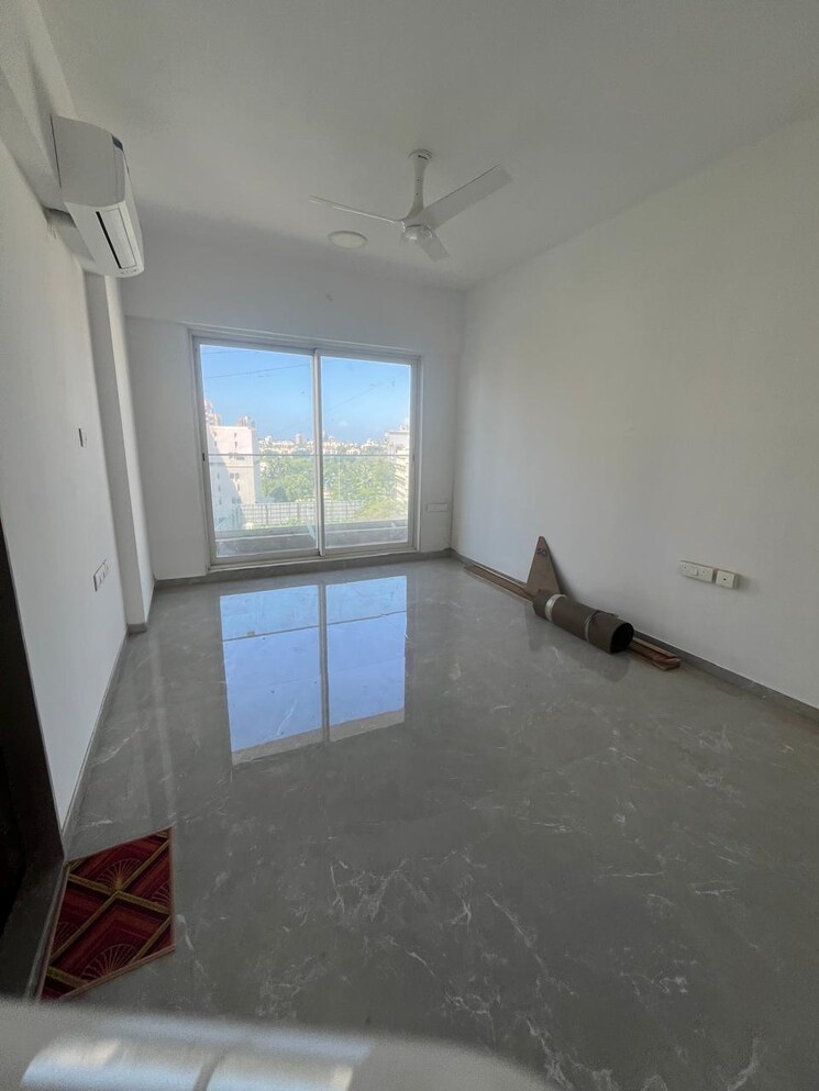 Room, andheri west 3 Bedroom 1200 Sq.Ft. Apartment In Andheri West Mumbai 9286631