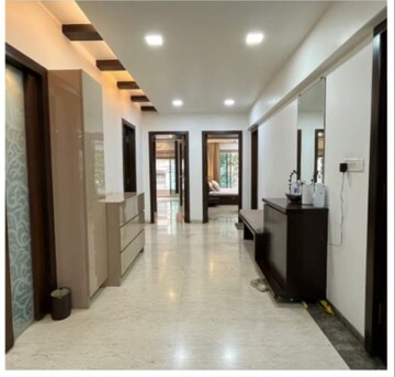 4 BHK Apartment For Rent in Arihant Apartments Khar, Khar West