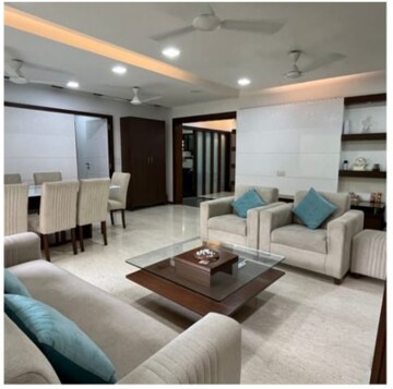 Living Room in 4 BHK Apartment at Arihant Apartments Khar, Khar West – for Rent