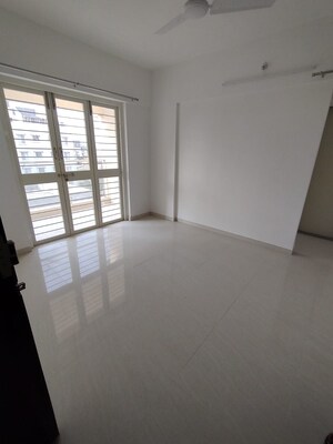 Room in 1 BHK Apartment at Mohannagar CHS, Baner – for Rent