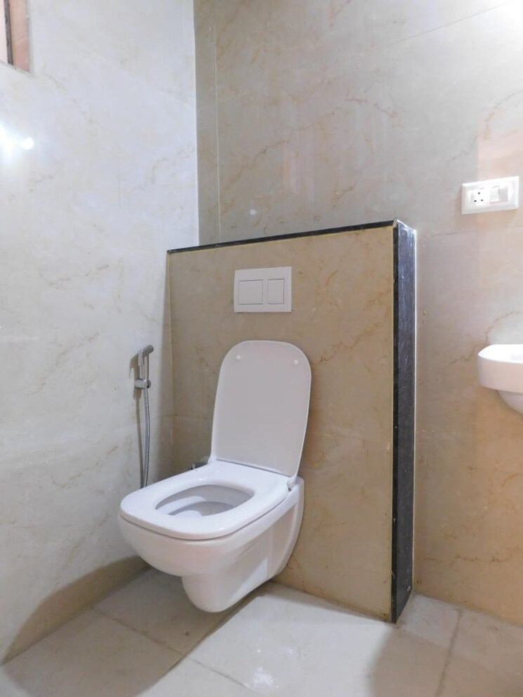 Bathroom, gm-global-techies-town 2 Bedroom 950 Sq.Ft. Apartment In Electronic City Phase I Bangalore 9286628