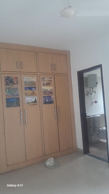 Furnished Amenities in 4 BHK Apartment at Nirvana Country Birch Court, Sector 50 – for Rent