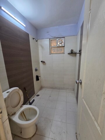 Master Bedroom in 2 BHK Builder Floor at East End Apartments, Indrapuram – for Sale