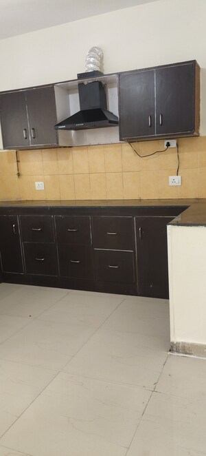 Kitchen in 2 BHK Apartment at Ganga Apartments Gomti Nagar, Gomti Nagar – for Rent