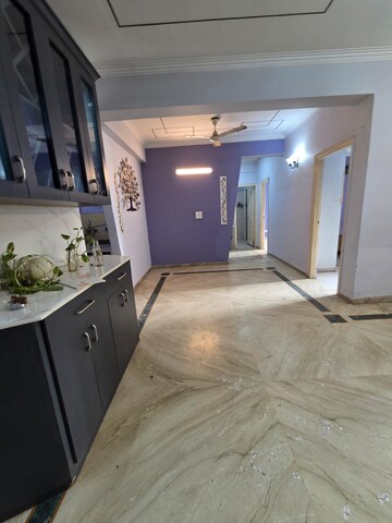 Room in 2 BHK Builder Floor at East End Apartments, Indrapuram – for Sale