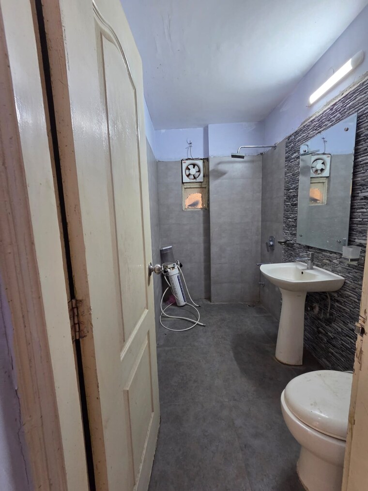 undefined, east-end-apartments 2 Bedroom 1000 Sq.Ft. Builder Floor In Indrapuram Ghaziabad 9286803