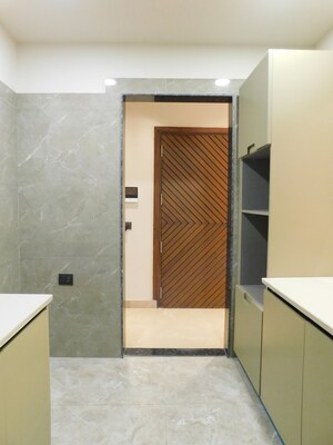 Building Lobby in 3 BHK Builder Floor at Chittaranjan Park – for Sale