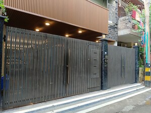 3 BHK Builder Floor – Exterior View View at Chittaranjan Park - for Sale