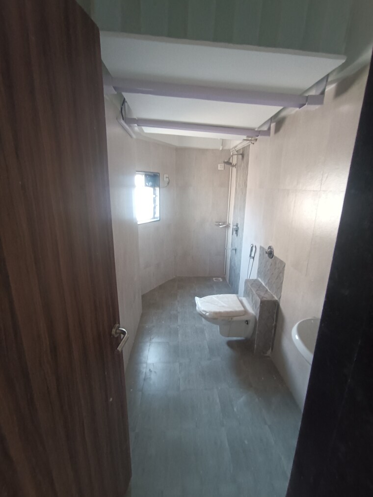 Bathroom, mutha-sai-nirvana 3 Bedroom 1325 Sq.Ft. Apartment In Shahad Thane 9286884