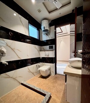 Bathroom in 3 BHK Builder Floor at BP Homes, Sector 85 – for Sale