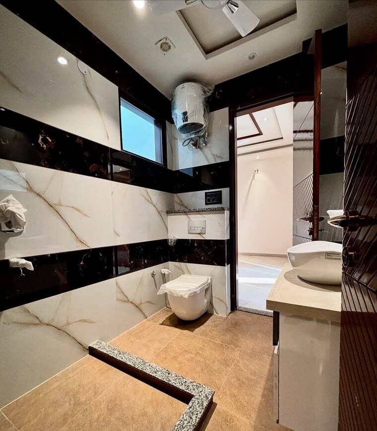 Bathroom, bp-homes 3 Bedroom 250 Sq.Yd. Builder Floor In Sector 85 Faridabad 9286862