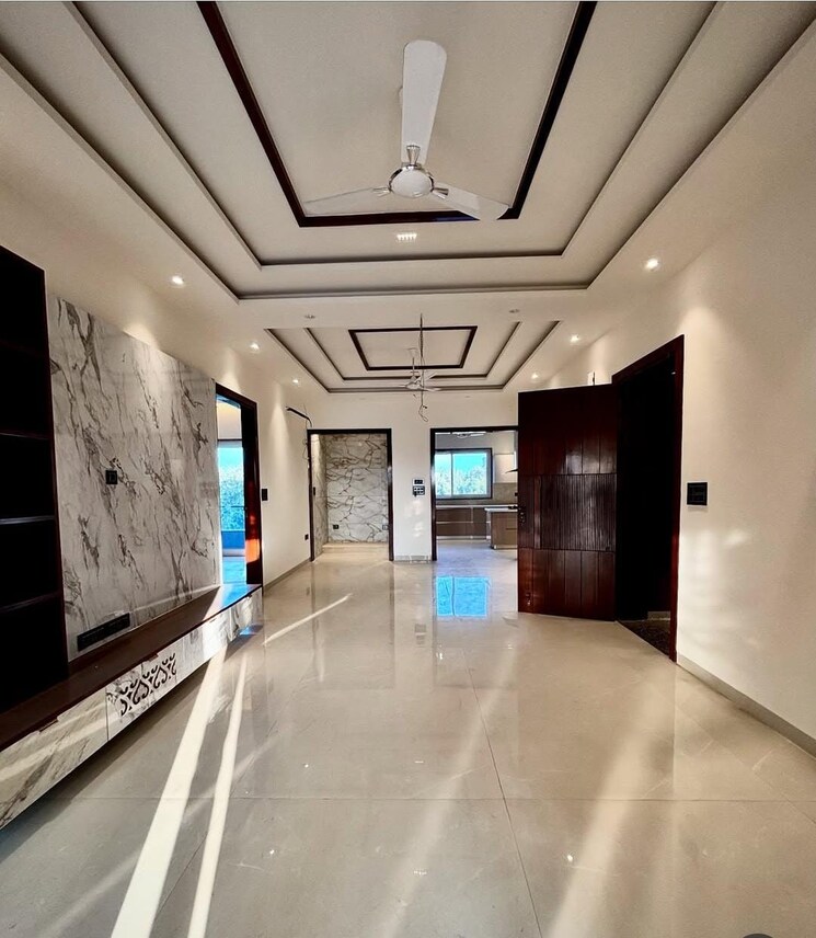 Room, bp-homes 3 Bedroom 250 Sq.Yd. Builder Floor In Sector 85 Faridabad 9286862