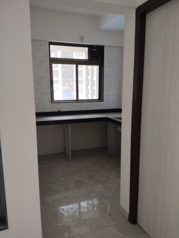 Room in 1 BHK Apartment at Chandak Nishchay, Borivali East – for Rent
