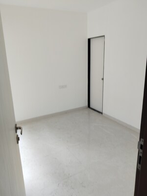 Room in 1 BHK Apartment at Chandak Nishchay, Borivali East – for Rent