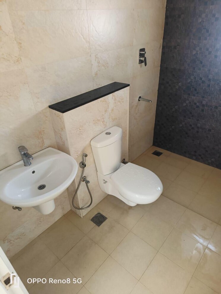 Bathroom, prestige-park-square 3.5 Bedroom 1777 Sq.Ft. Apartment In Bannerghatta Road Bangalore 9286857