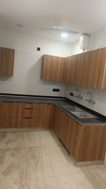 Kitchen in 2 BHK Builder Floor at Patel Nagar – for Rent