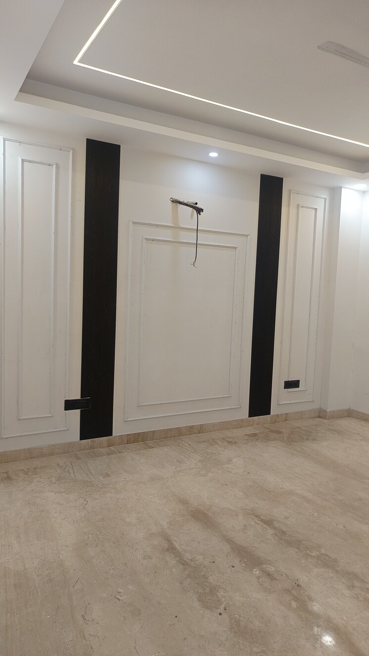 Room, patel nagar 2 Bedroom 1000 Sq.Ft. Builder Floor In Patel Nagar Delhi 9286909