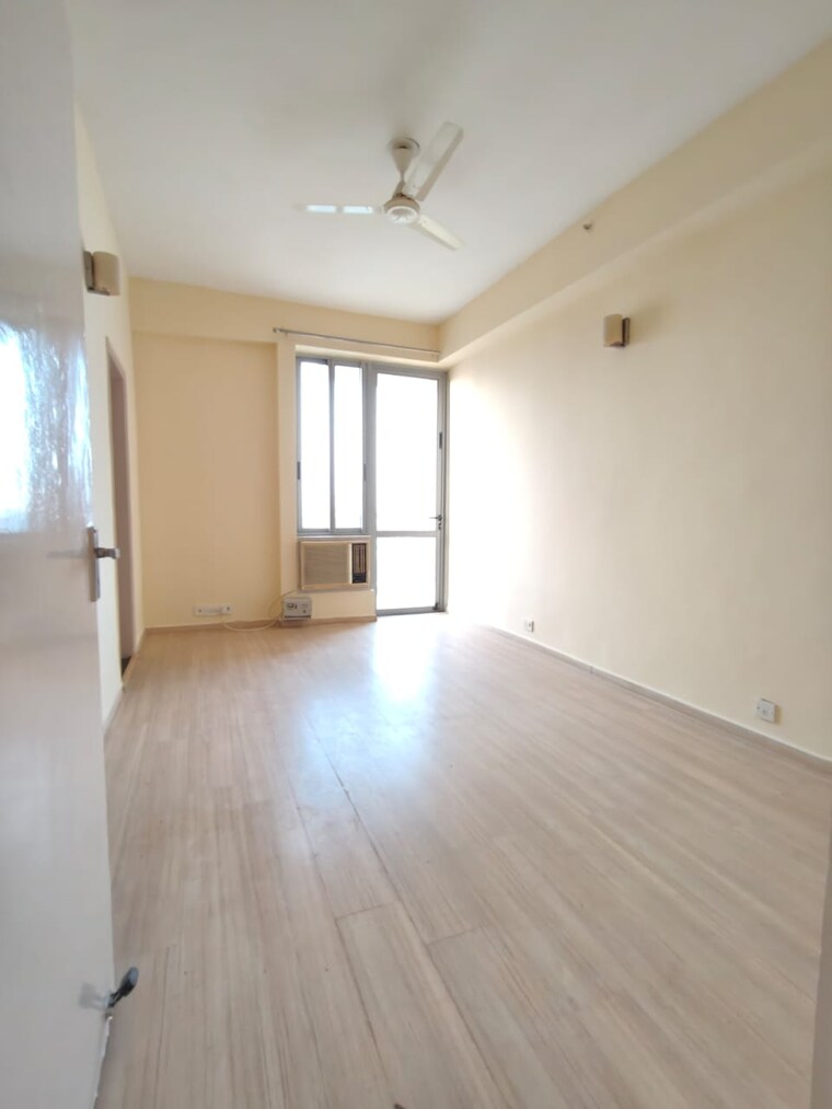 Room, orchid-island 4 Bedroom 1950 Sq.Ft. Builder Floor In Sector 51 Gurgaon 9286919