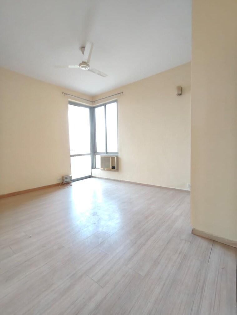 Room, orchid-island 4 Bedroom 1950 Sq.Ft. Builder Floor In Sector 51 Gurgaon 9286919