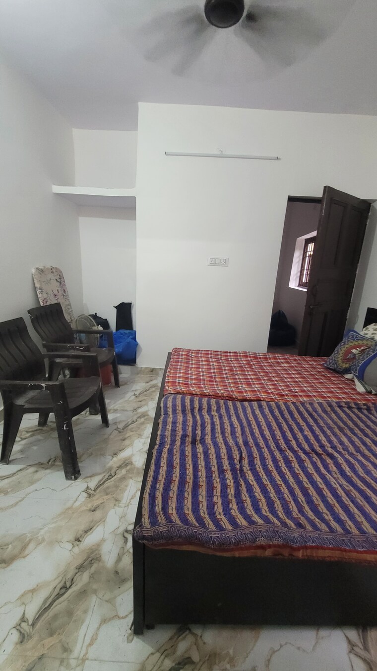 Master Bedroom, gtb enclave 2 Bedroom 750 Sq.Ft. Apartment In Gtb Enclave Delhi 9286934