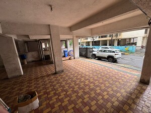Parking in 3 BHK Apartment at Kopar Khairane – for Rent