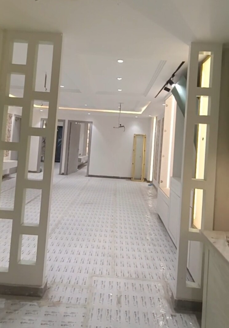 Living Room, vivek vihar phase 1 3 Bedroom 1800 Sq.Ft. Builder Floor In Vivek Vihar Phase 1 Delhi 9286945