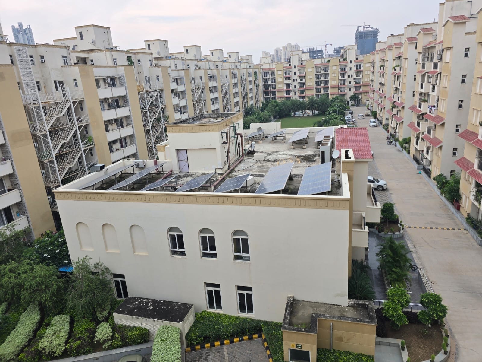 3 BHK + Servant Room Apartment For Rent in Emaar Emerald Floors Premier