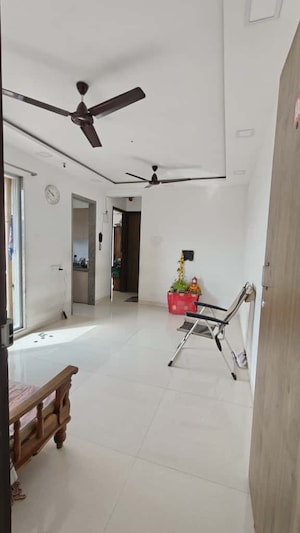 Room in 2 BHK Apartment at Kopar Khairane – for Rent