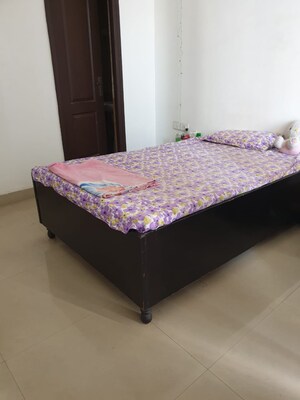 Bedroom in 2 BHK Apartment at Gardenia Glory, Sector 46 – for Rent