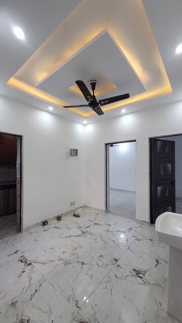 Dining area in 3 BHK Apartment at Dilshad Garden – for Sale