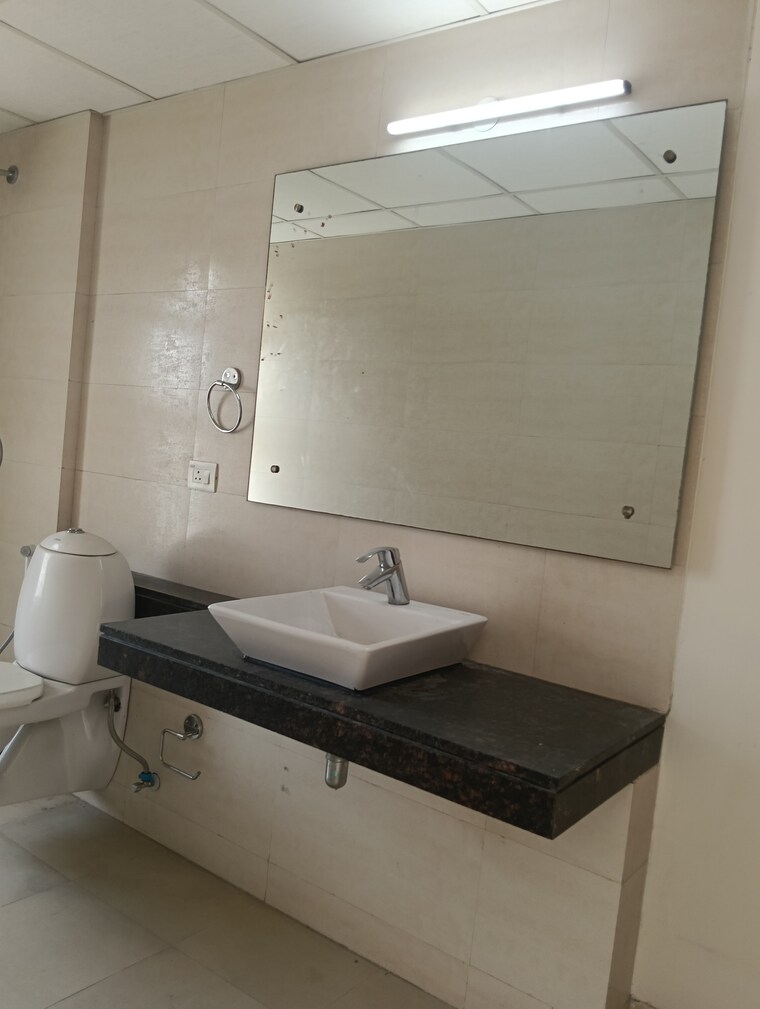 Bathroom, bestech-park-view-sanskruti 3.5 Bedroom 2120 Sq.Ft. Apartment In Sector 92 Gurgaon 9287011