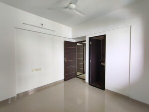 Room in 1 BHK Apartment at Haware Intelligentia Vector, Kasarvadavali – for Rent