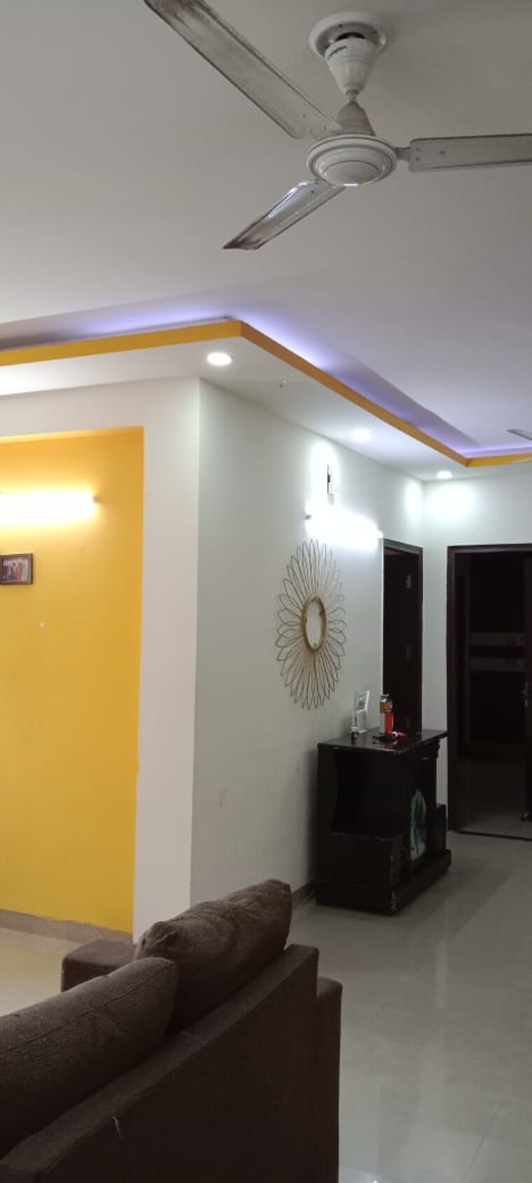 Living Room, unitech-the-residences-gurgaon 3 Bedroom 1505 Sq.Ft. Apartment In Sector 33 Gurgaon 9287044