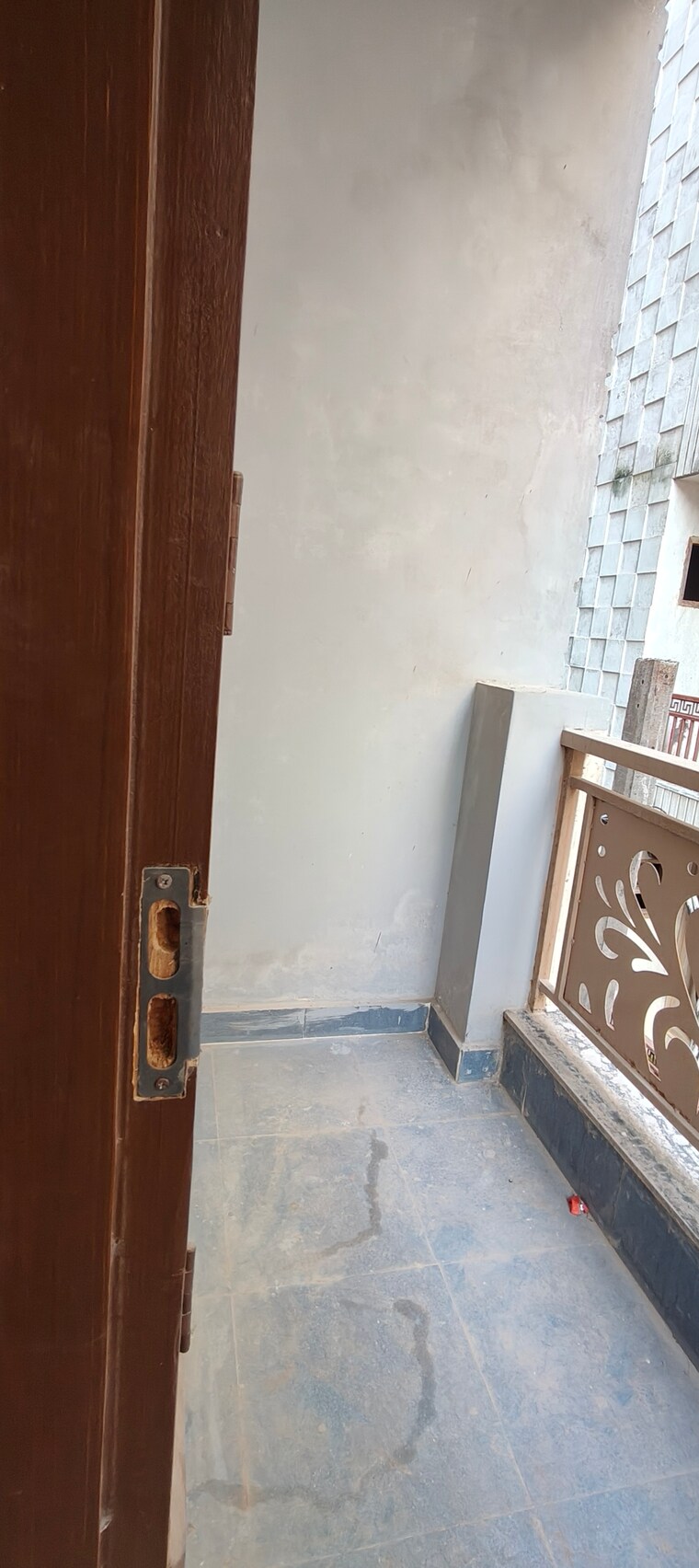 Balcony, chattarpur 1 Bedroom 650 Sq.Ft. Builder Floor In Chattarpur Delhi 9287047