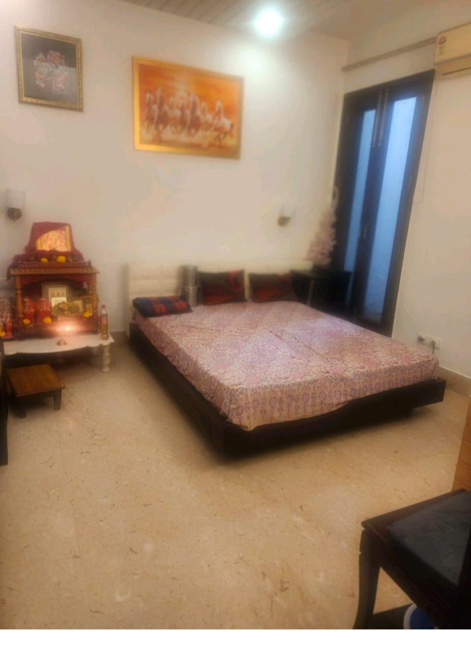 4 BHK Builder Floor For Sale in Greater Kailash