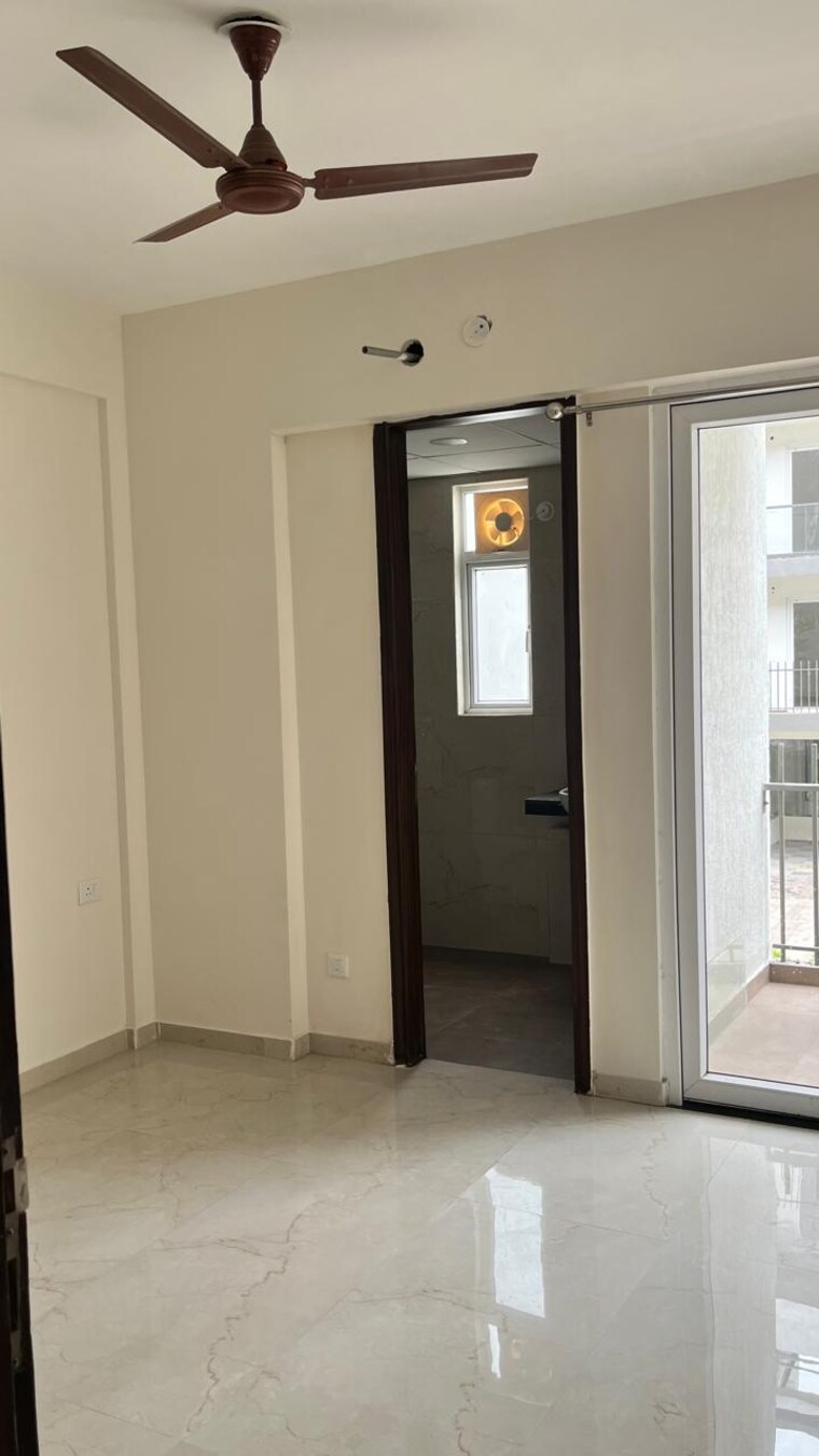 undefined, smart-world-gems 2.5 Bedroom 1105 Sq.Ft. Apartment In Sector 89 Gurgaon 9287078