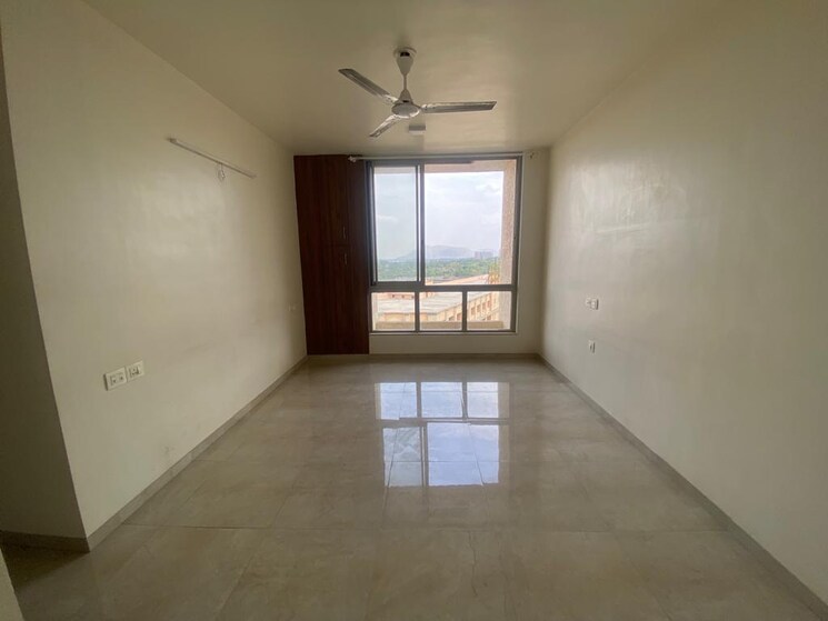 Room, hiranandani-sunrays 2 Bedroom 727 Sq.Ft. Apartment In Ghodbunder Road Thane 9287088